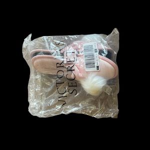 NWT Victoria's Secret Pink and White
Slippers